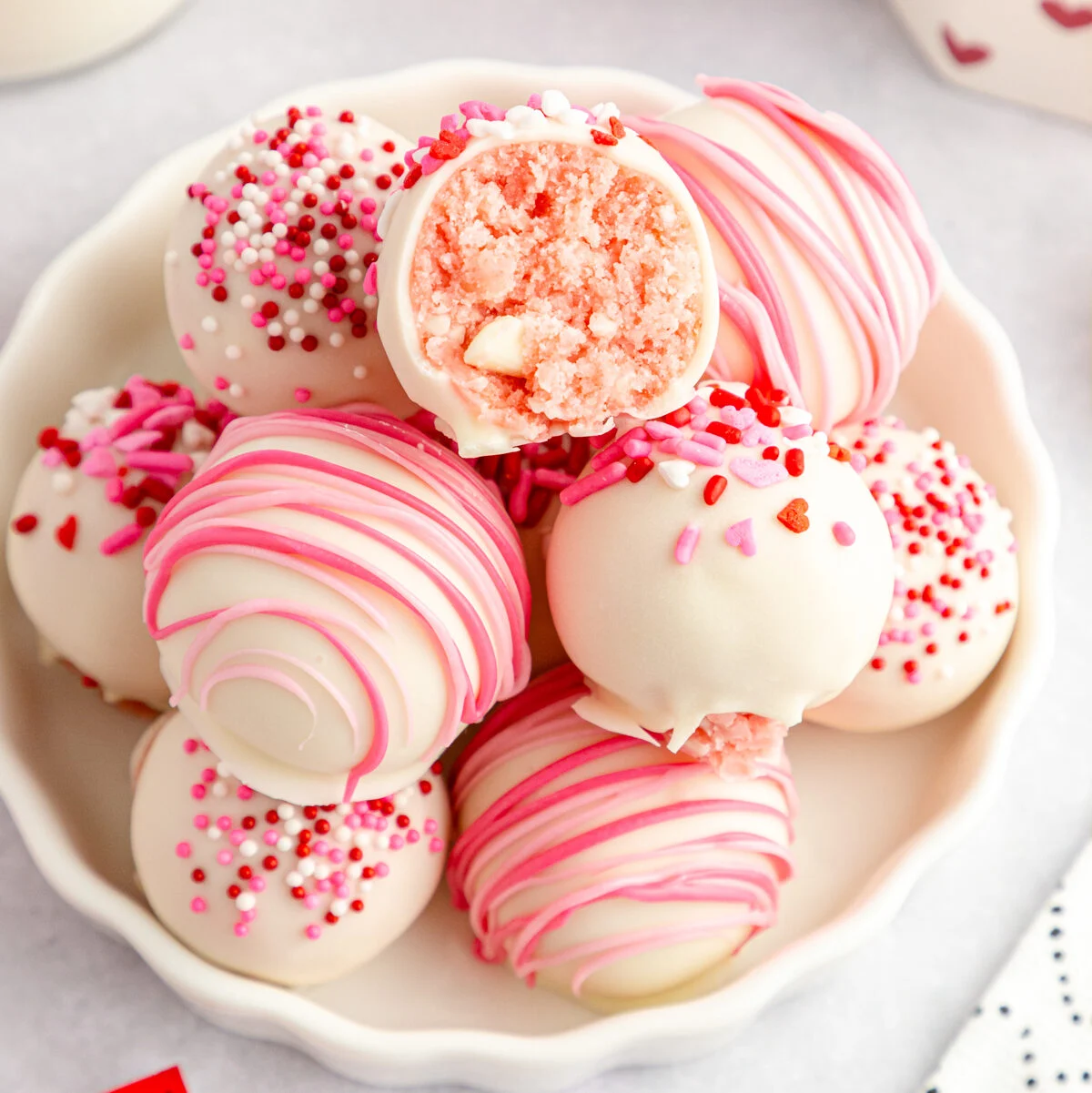 Strawberry Cake Pop Recipe